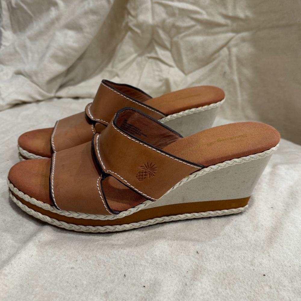 Tommy Bahama Women’s Kamela Wedge Sandal Size 8